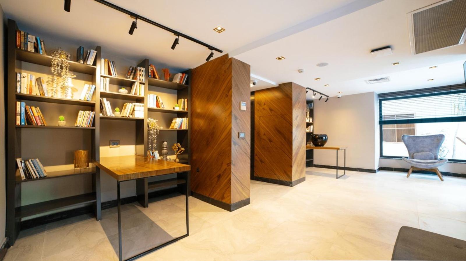 Lara Vista Hotel Suits & Spa อันตัลยา ภายนอก รูปภาพ