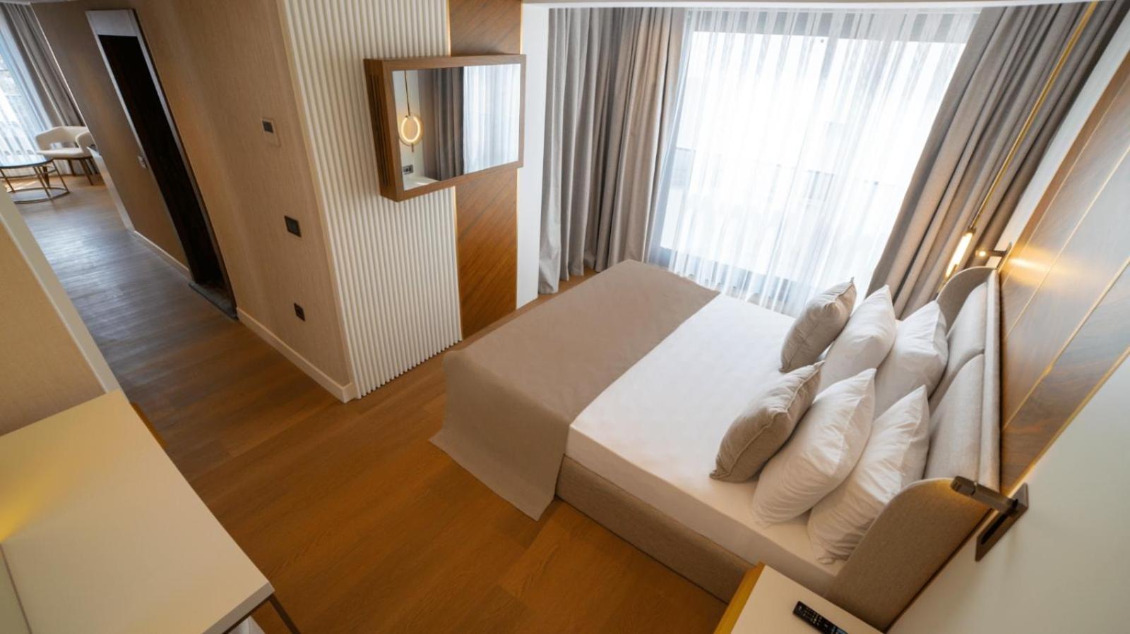 Lara Vista Hotel Suits & Spa อันตัลยา ภายนอก รูปภาพ